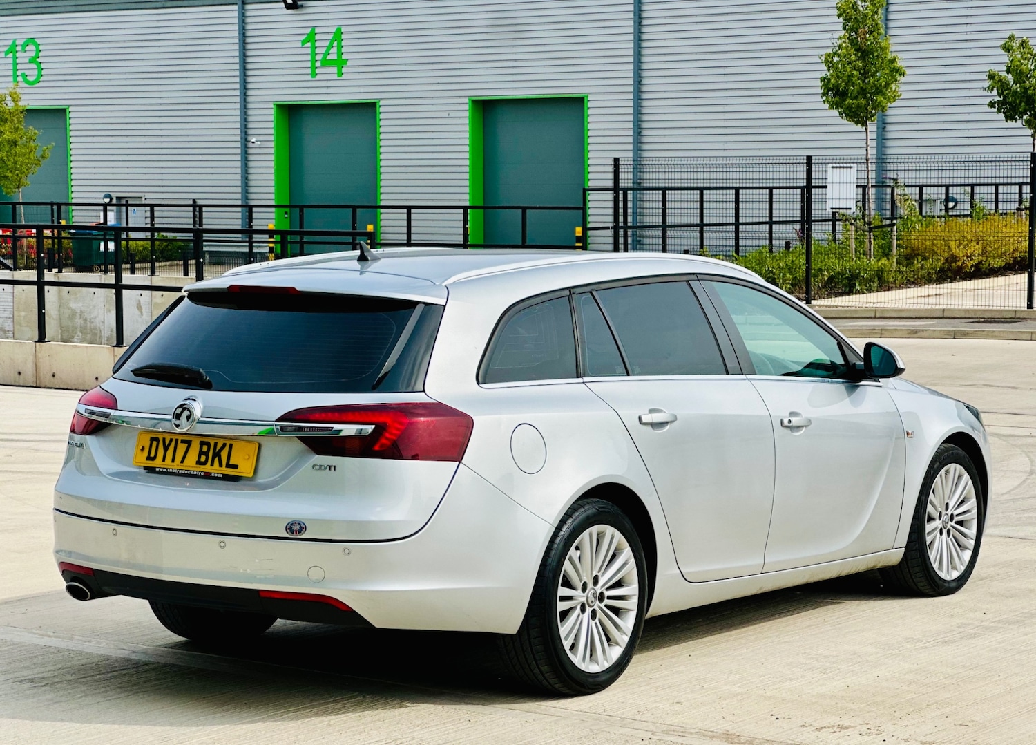 Used Vauxhall Insignia 2017 for sale - 76352113: Photo 14