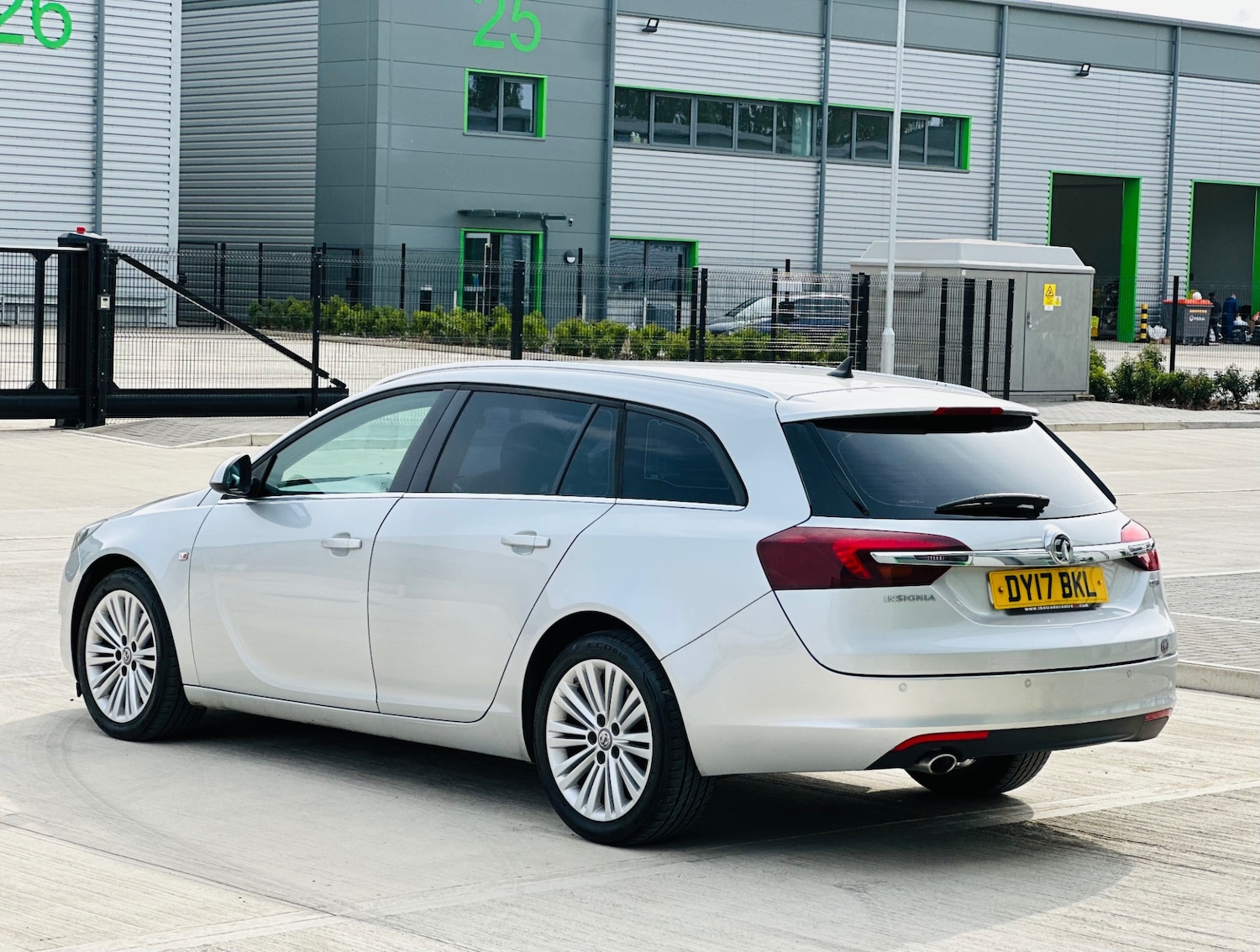 Used Vauxhall Insignia 2017 for sale - 76352113: Photo 18