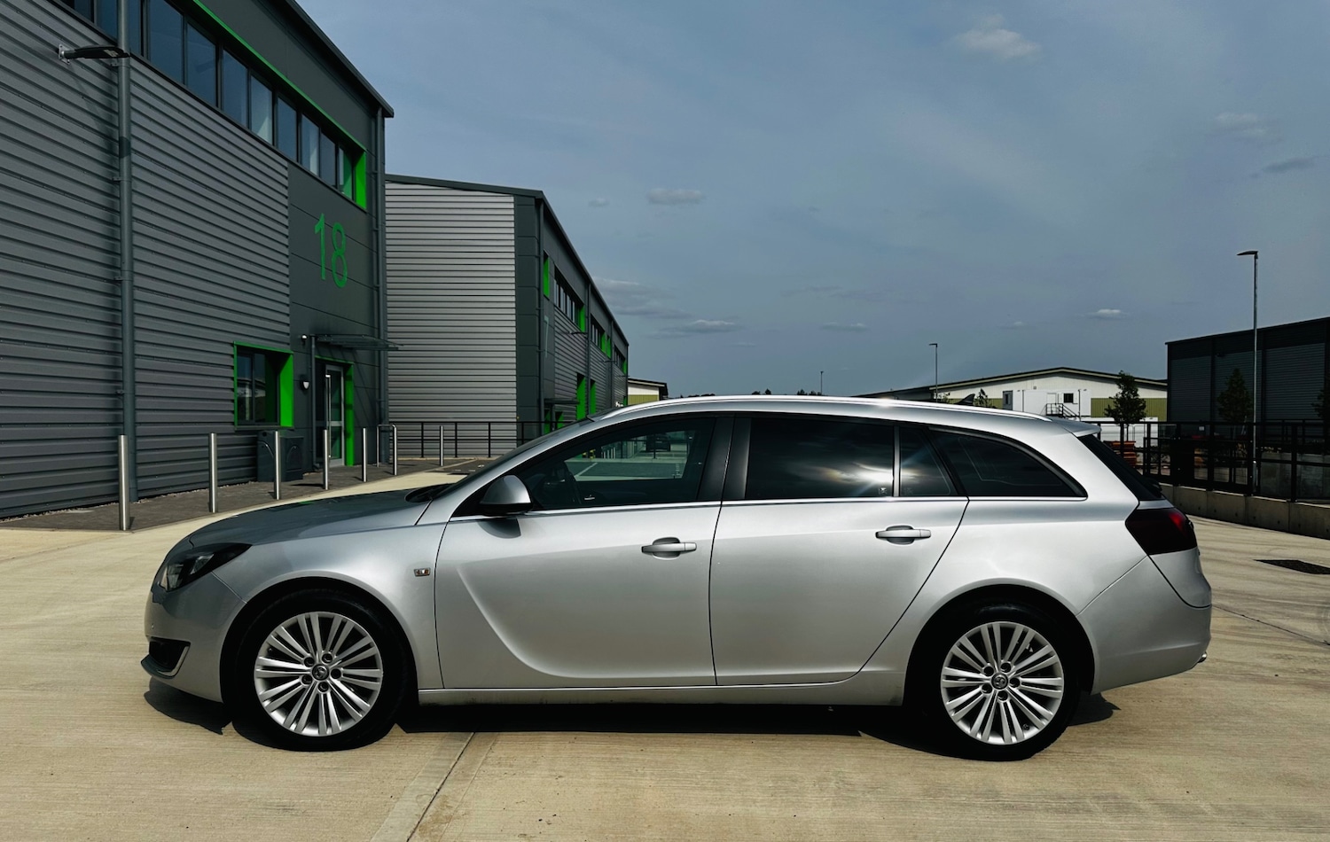 Used Vauxhall Insignia 2017 for sale - 76352113: Photo 27
