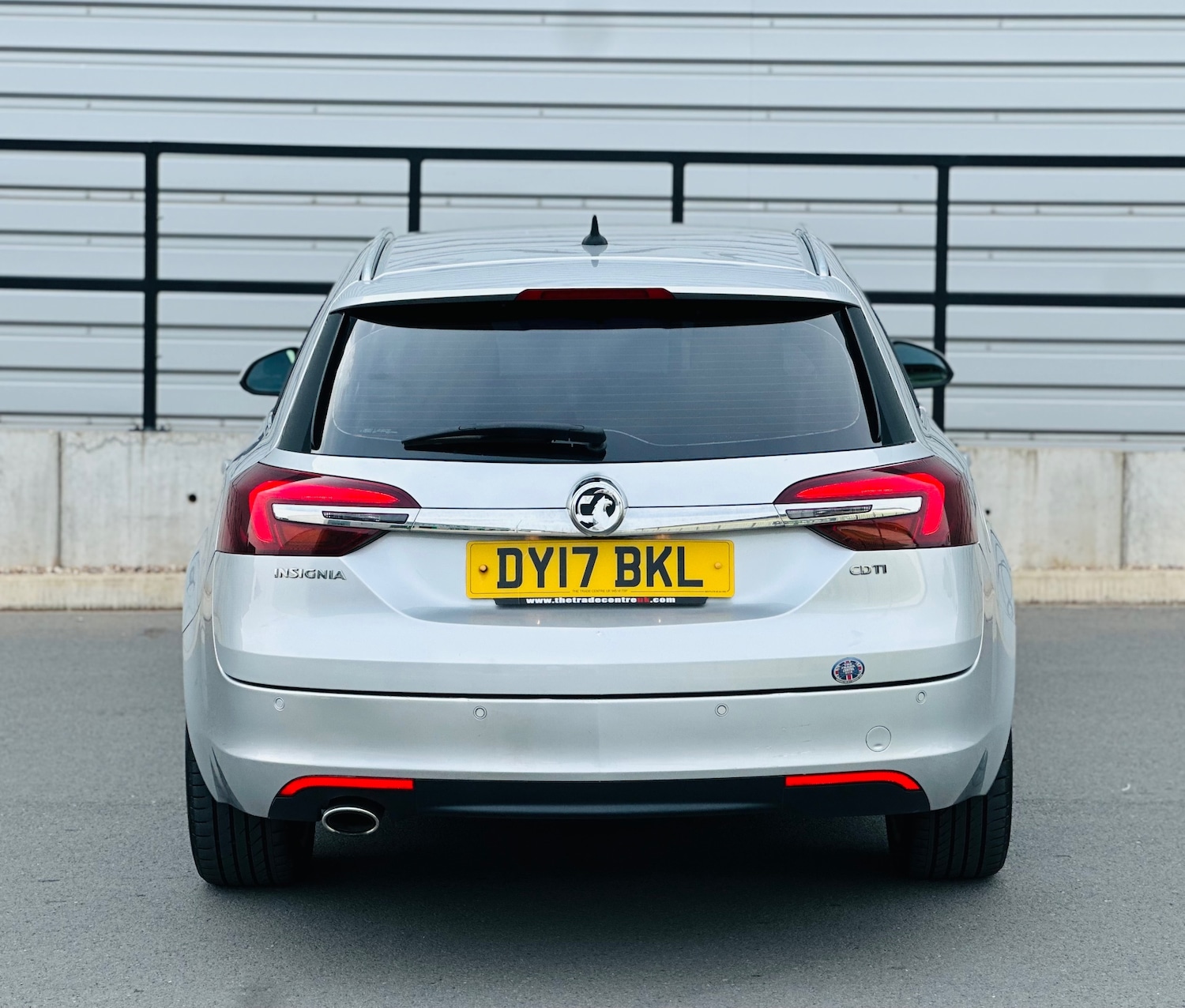 Used Vauxhall Insignia 2017 for sale - 76352113: Photo 29