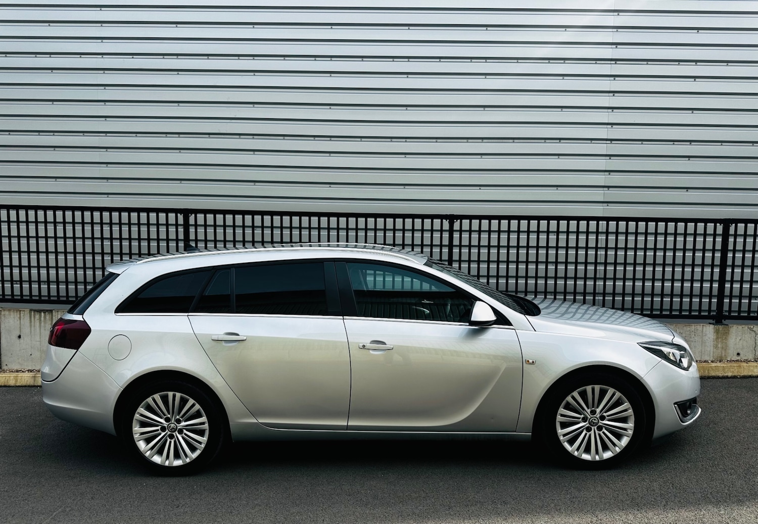 Used Vauxhall Insignia 2017 for sale - 76352113: Photo 38
