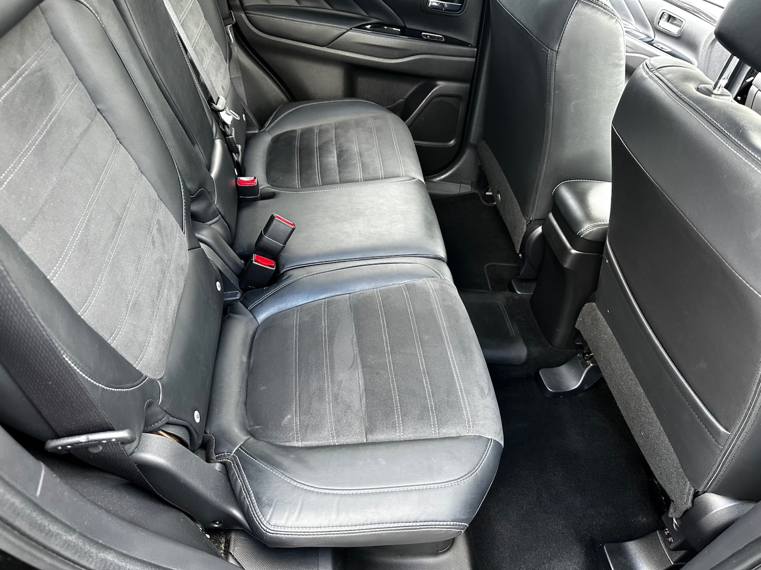 Used Mitsubishi Outlander 2018 for sale - 76445960: Photo 28