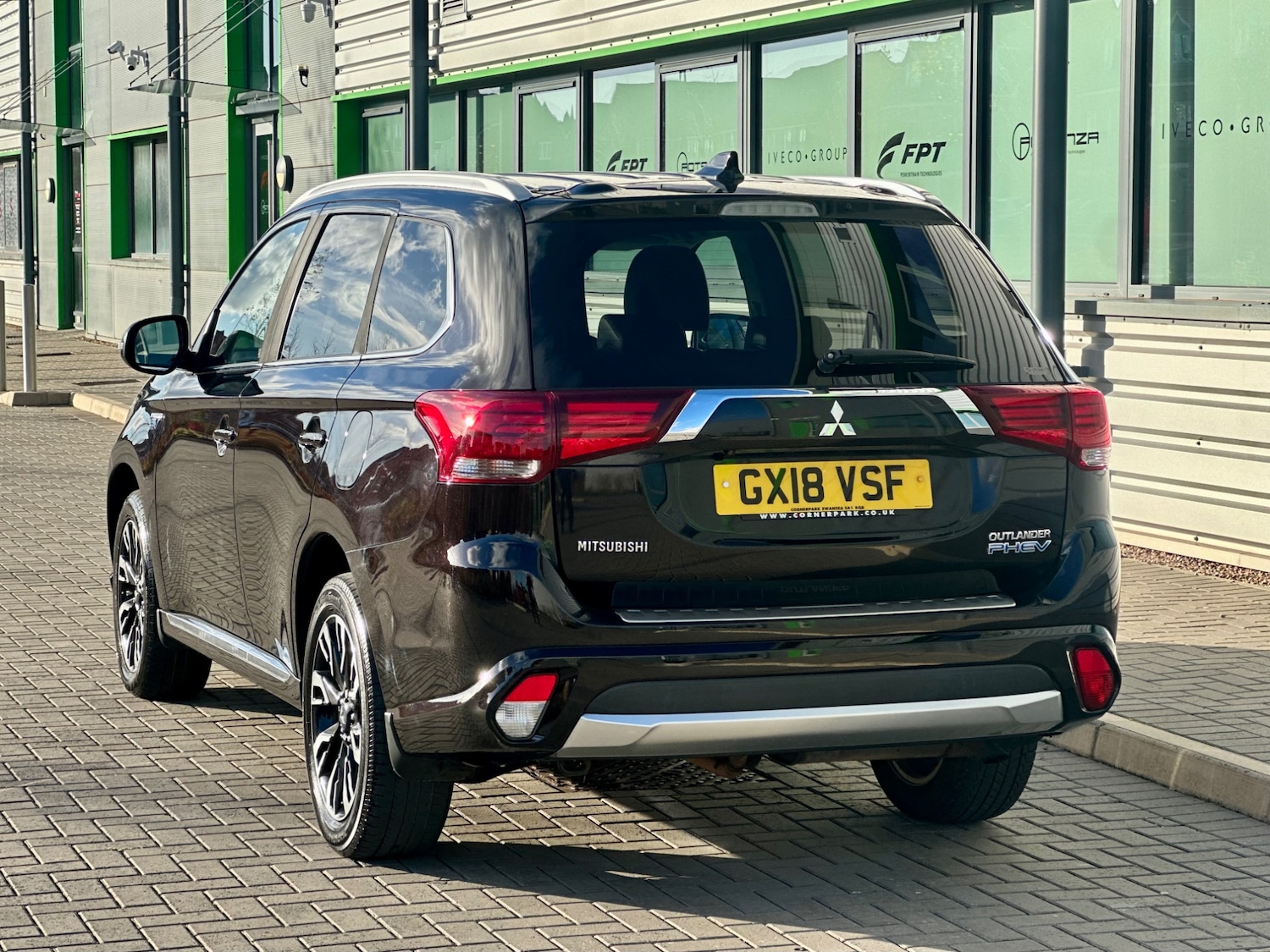 Used Mitsubishi Outlander 2018 for sale - 76445960: Photo 64
