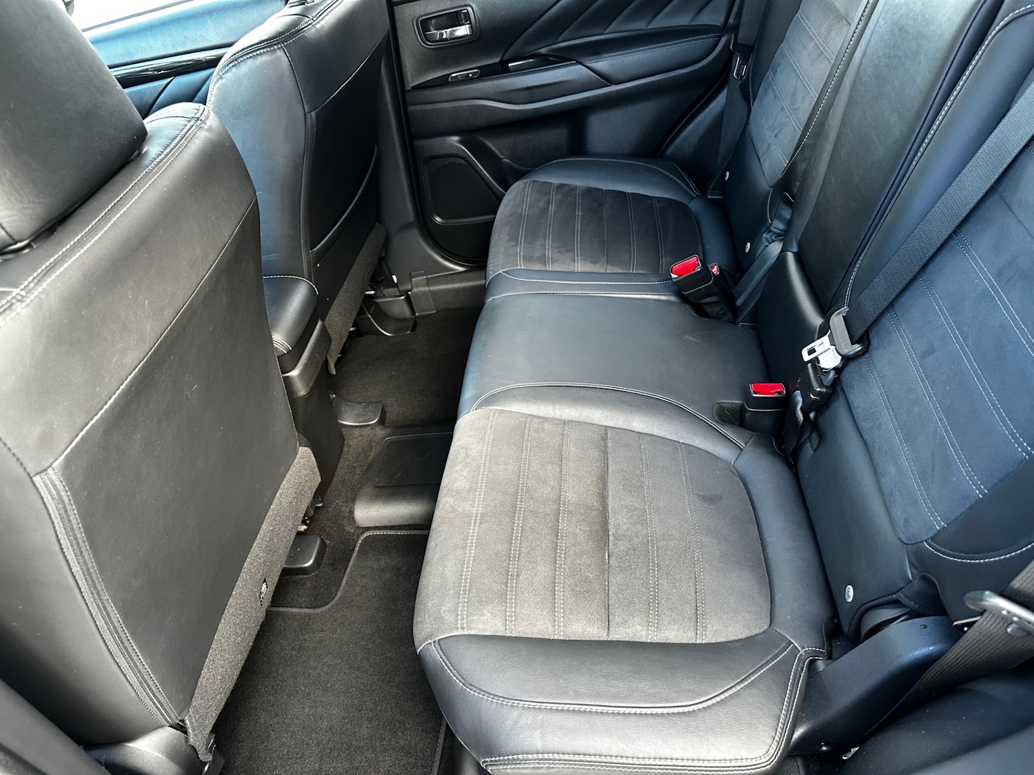 Used Mitsubishi Outlander 2018 for sale - 76445960: Photo 75