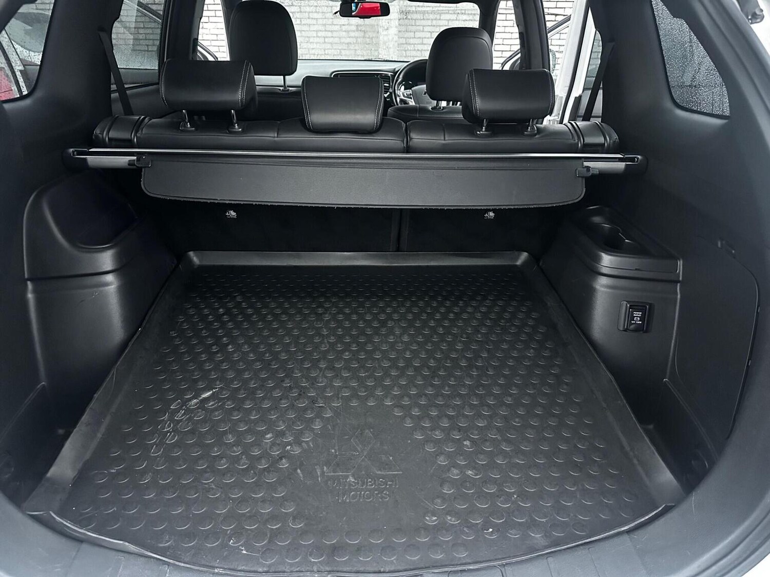 Used Mitsubishi Outlander 2018 for sale - 77688996: Photo 11