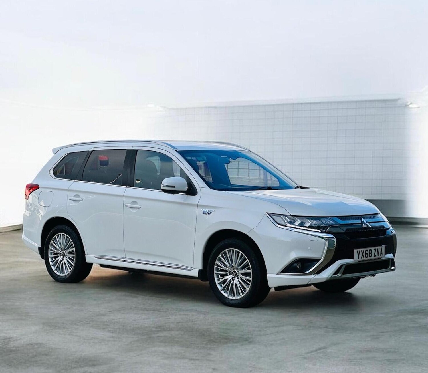 Used Mitsubishi Outlander 2018 for sale - 77688996: Photo 16