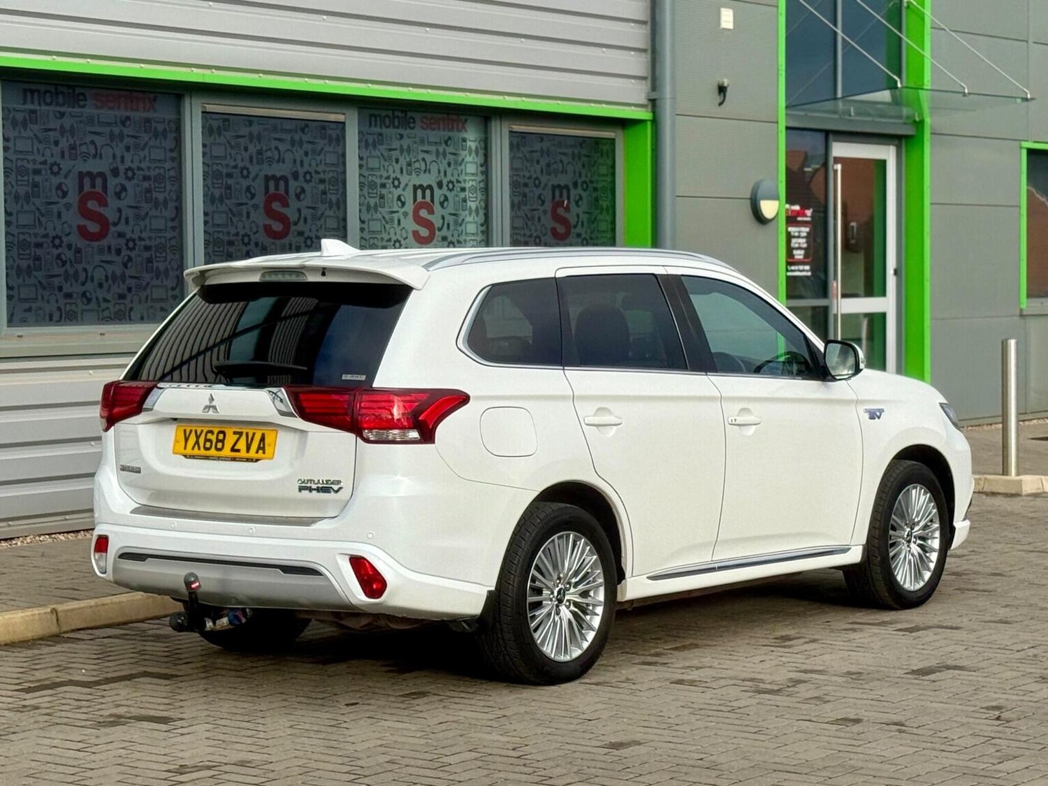 Used Mitsubishi Outlander 2018 for sale - 77688996: Photo 52