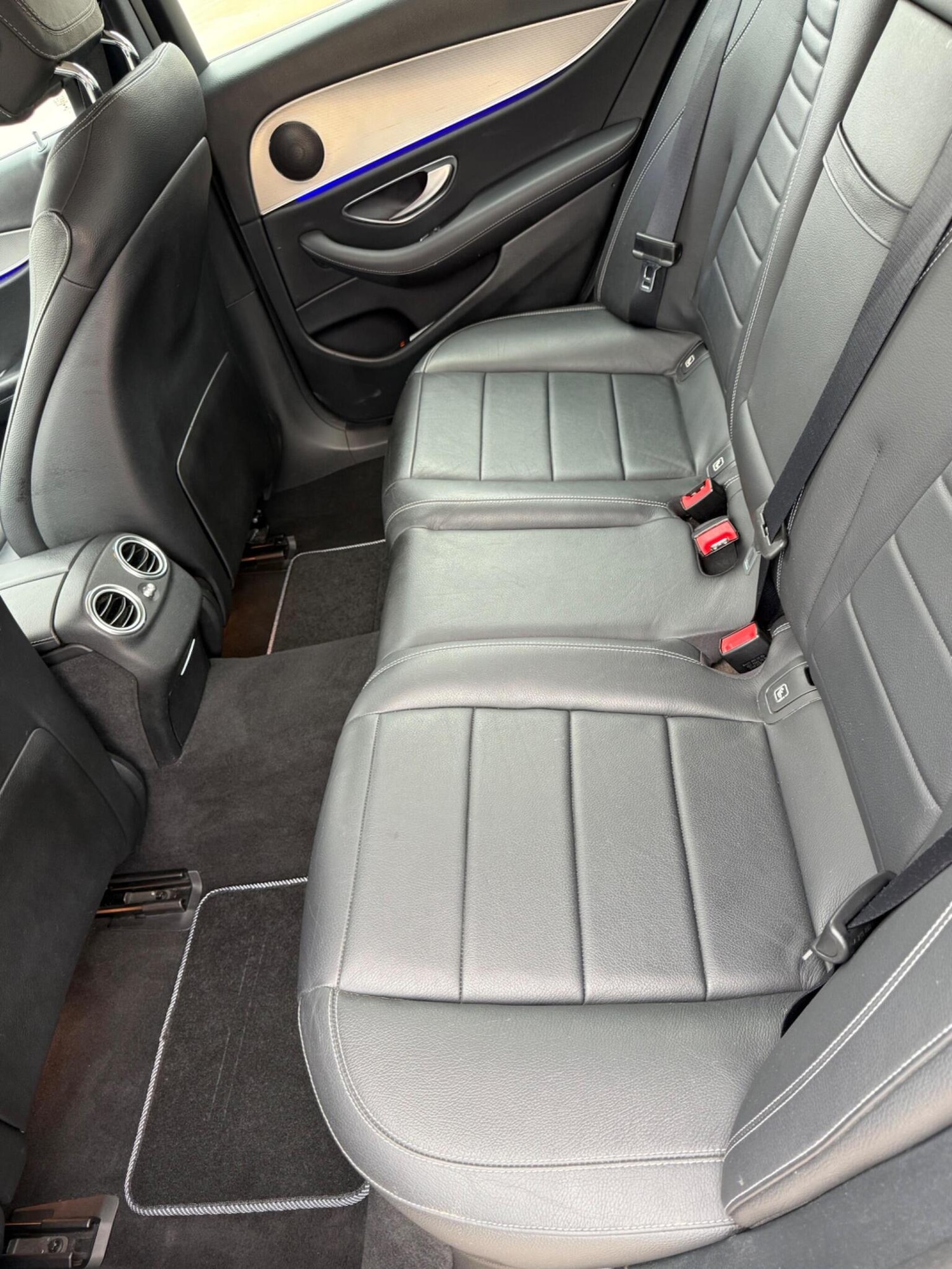 Used Mercedes-Benz E Class 2018 for sale - 78105975: Photo 11