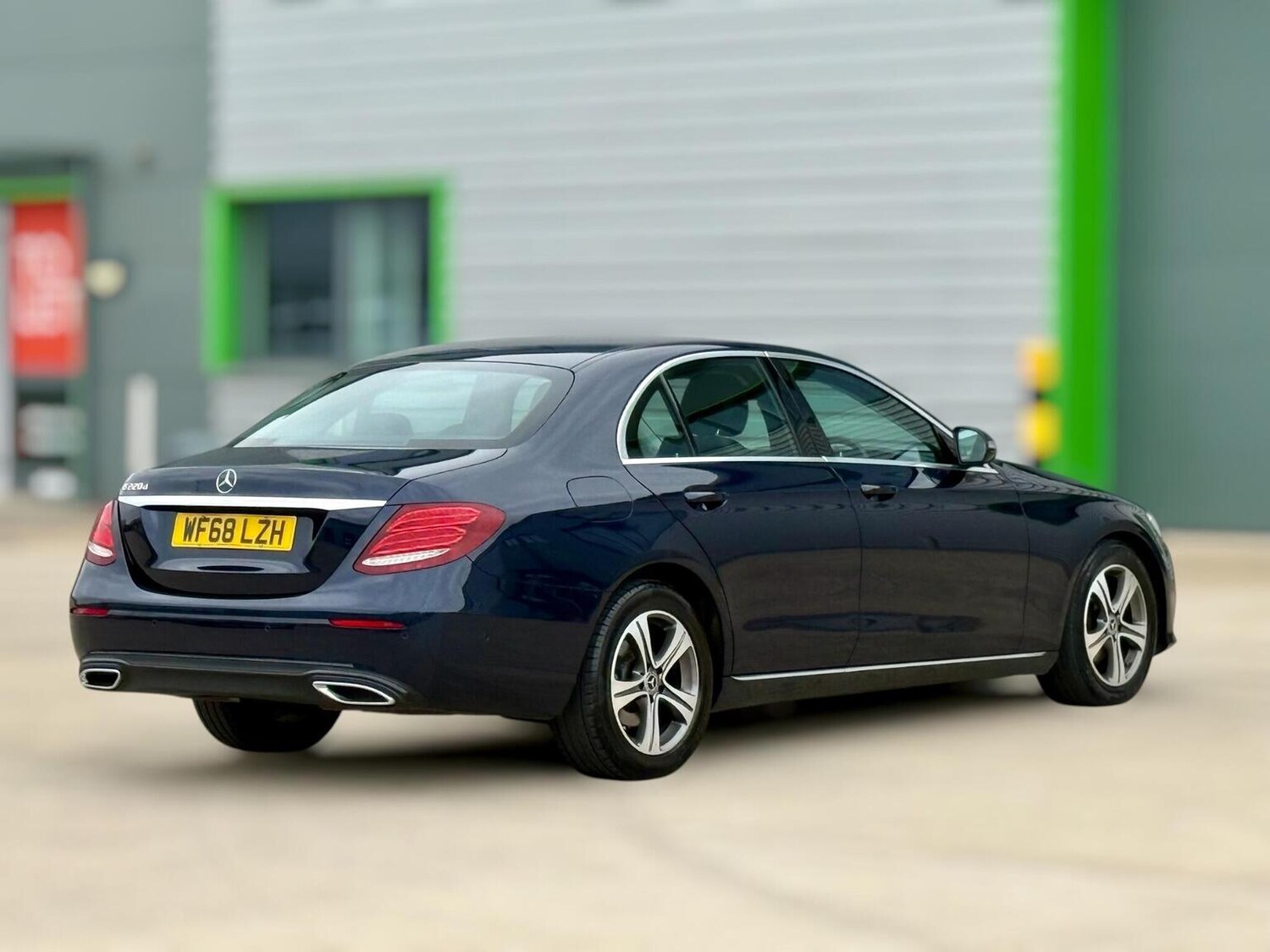 Used Mercedes-Benz E Class 2018 for sale - 78105975: Photo 17