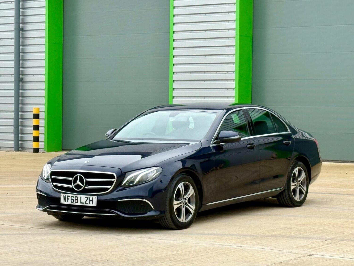 Used Mercedes-Benz E Class 2018 for sale - 78105975: Photo 44