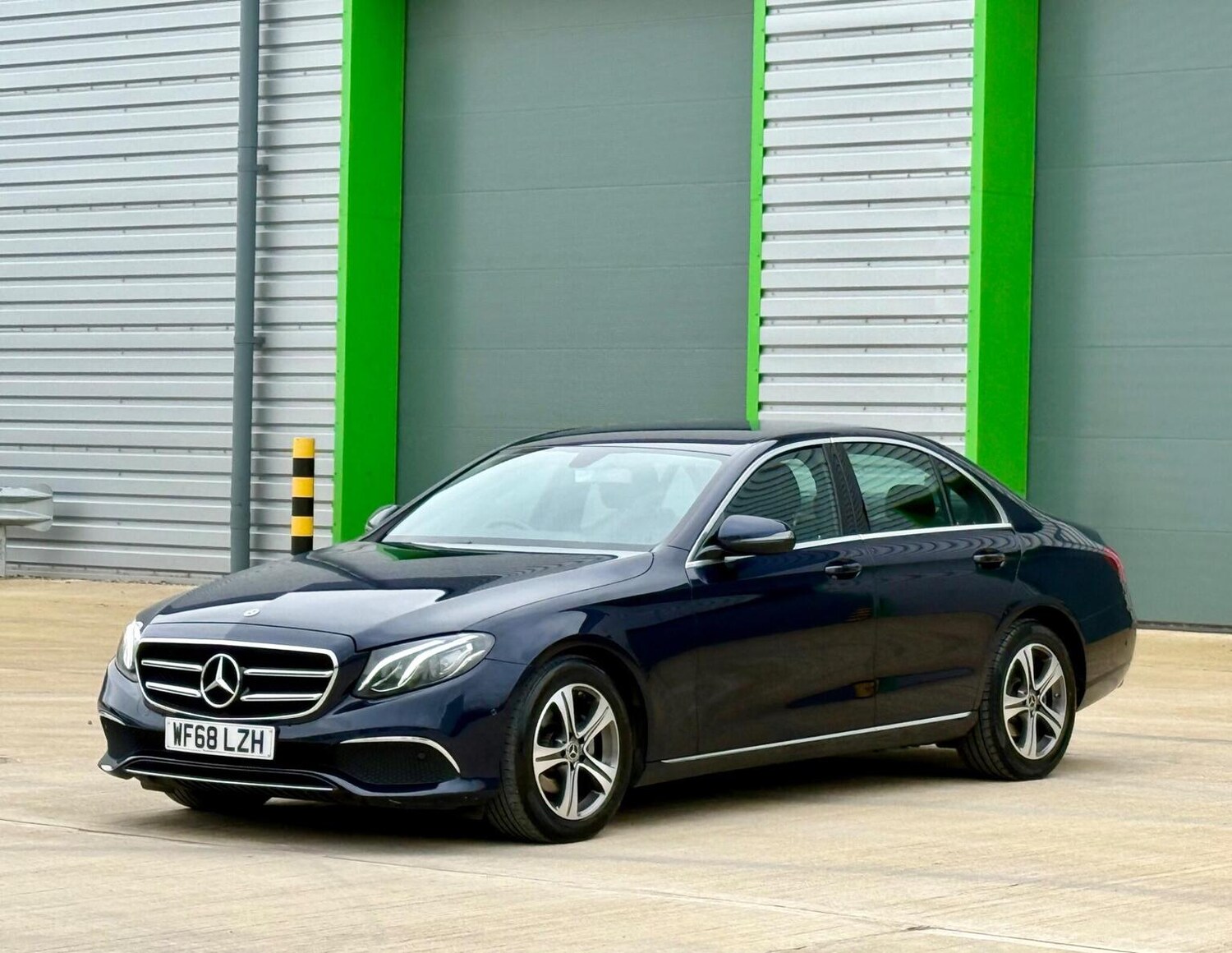 Used Mercedes-Benz E Class 2018 for sale - 78105975: Photo 46