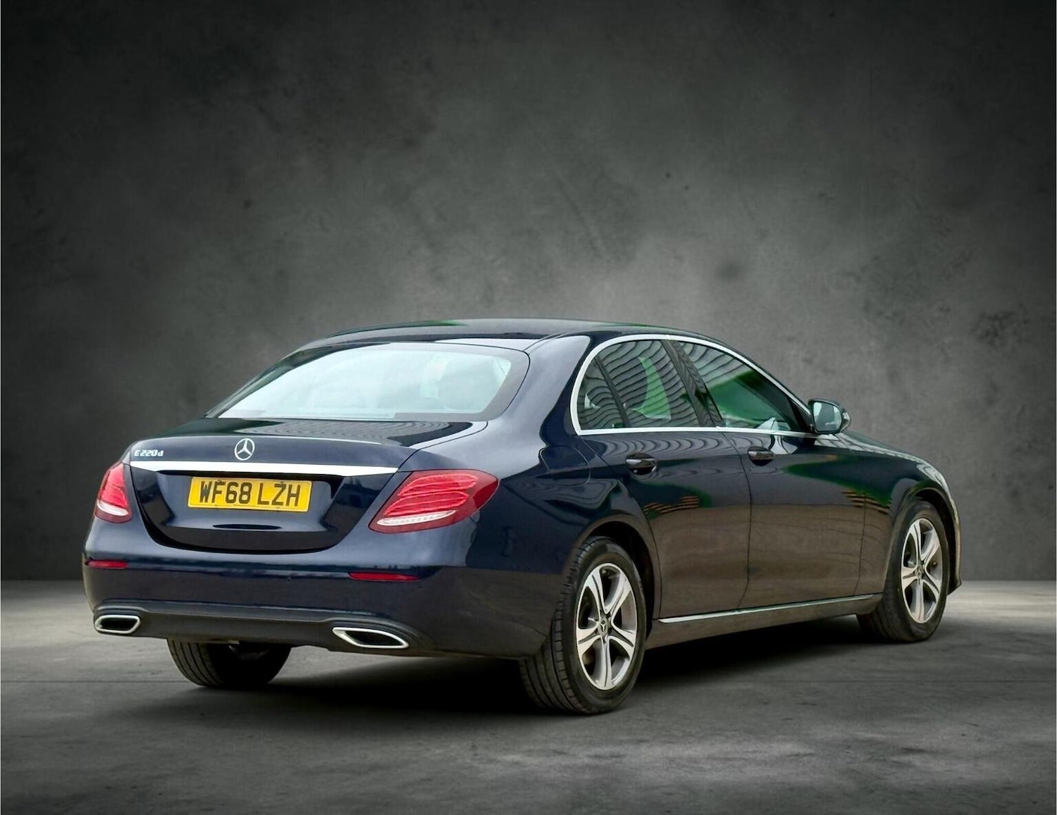 Used Mercedes-Benz E Class 2018 for sale - 78105975: Photo 6