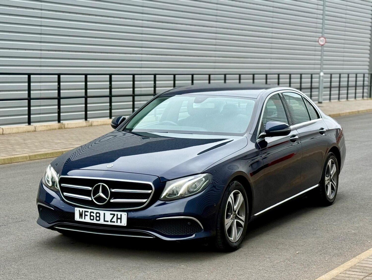 Used Mercedes-Benz E Class 2018 for sale - 78105975: Photo 61