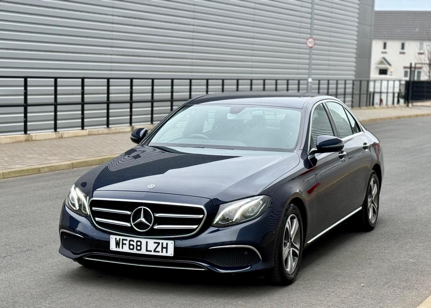 Used Mercedes-Benz E Class 2018 for sale - 78105975: Photo 64