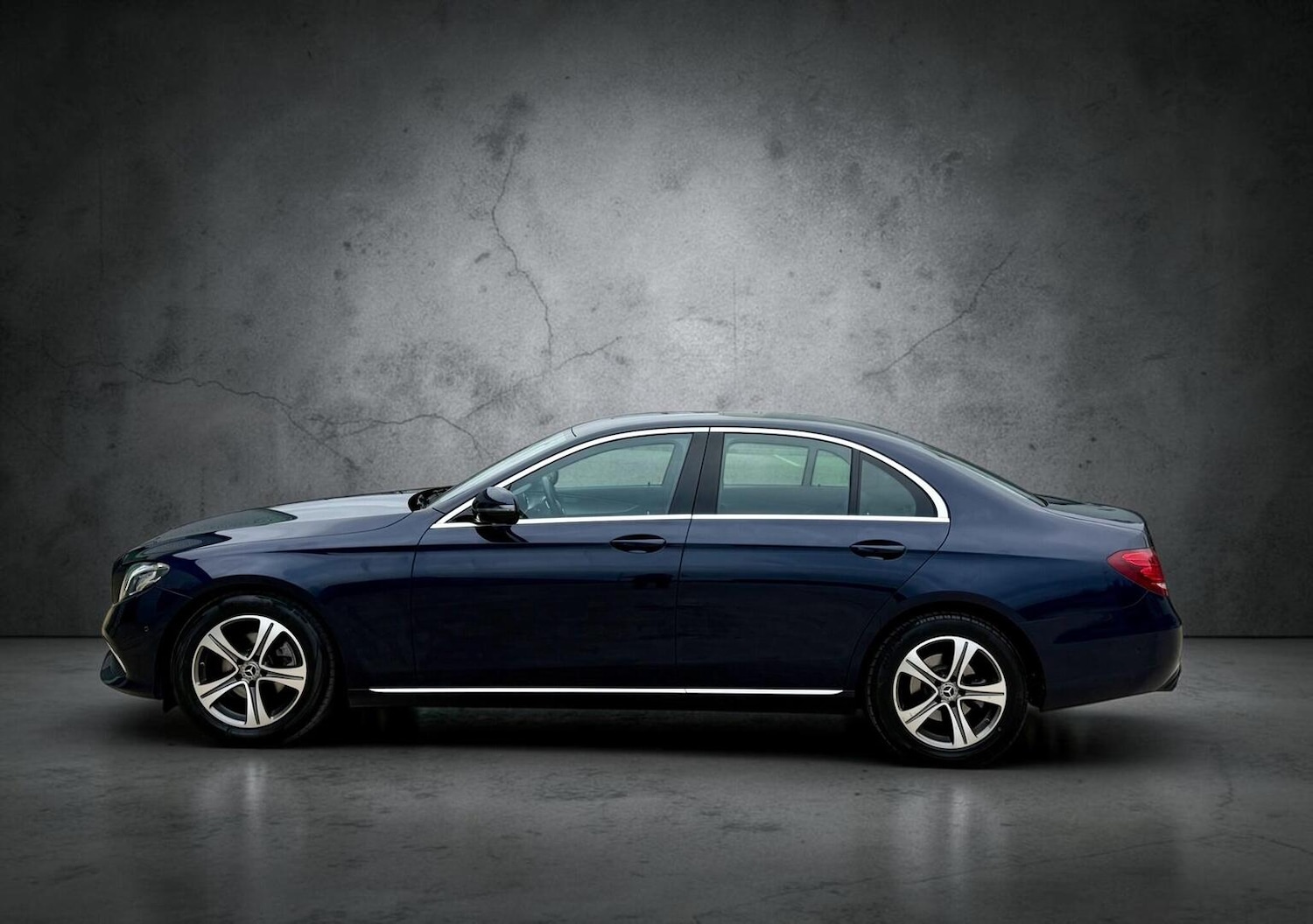 Used Mercedes-Benz E Class 2018 for sale - 78105975: Photo 7