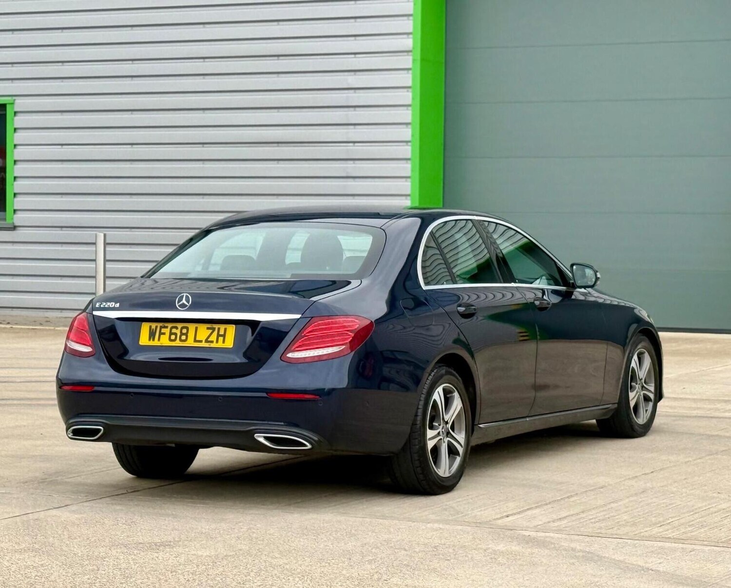 Used Mercedes-Benz E Class 2018 for sale - 78105975: Photo 98