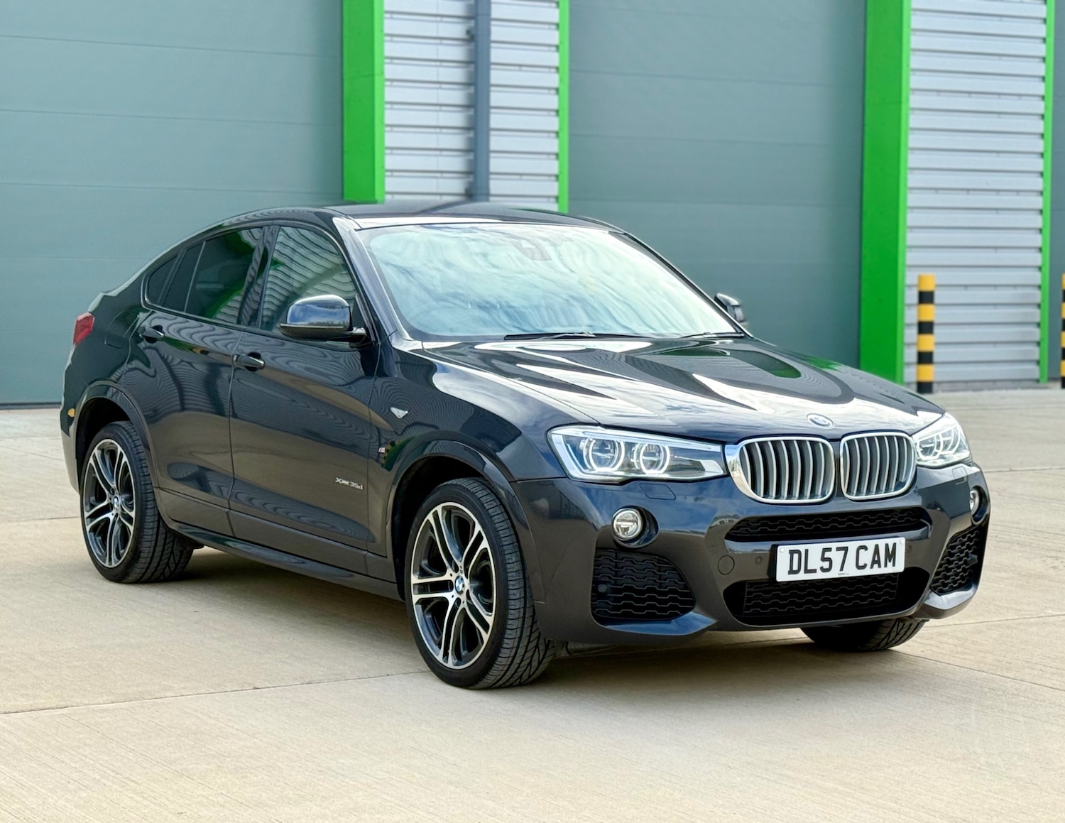 Used BMW X4 2018 for sale - 76334938: Photo 1