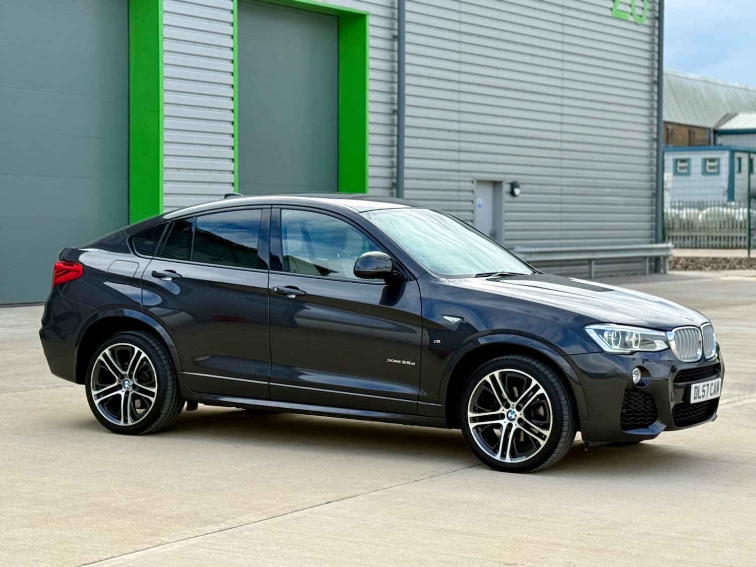Used BMW X4 2018 for sale - 76334938: Photo 18