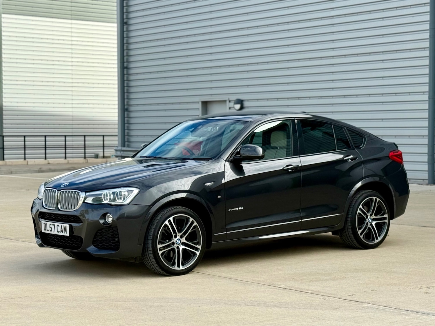 Used BMW X4 2018 for sale - 76334938: Photo 3