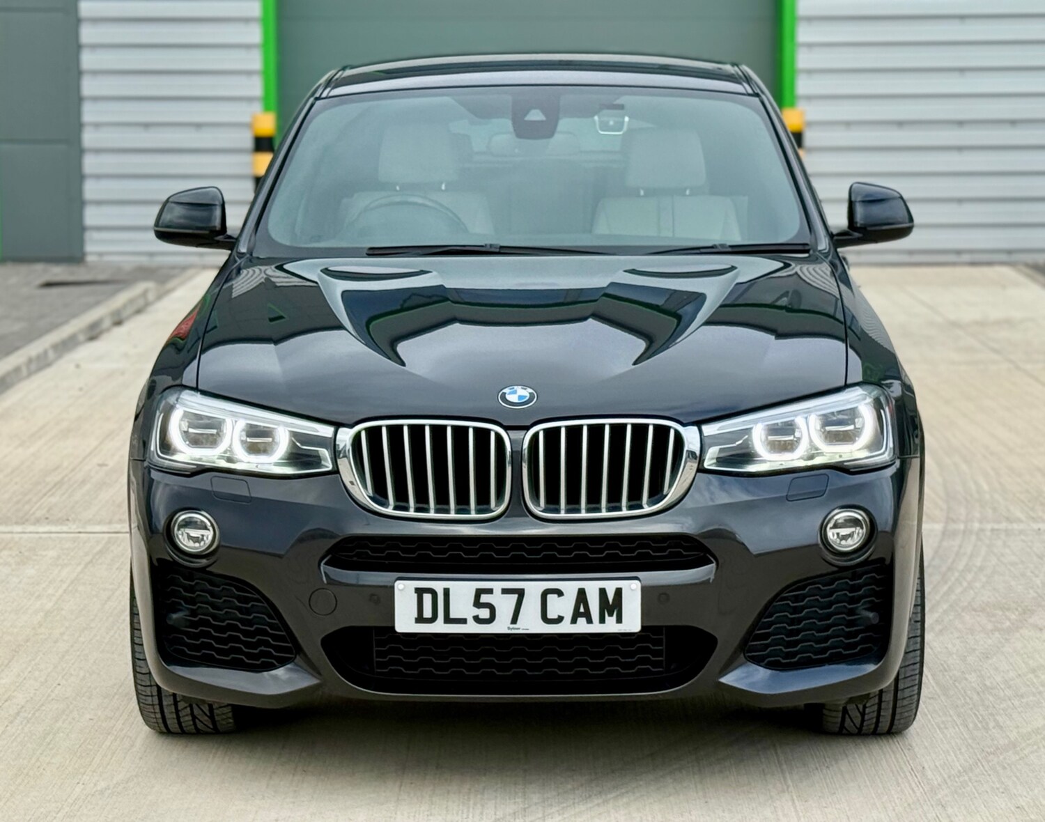 Used BMW X4 2018 for sale - 76334938: Photo 76