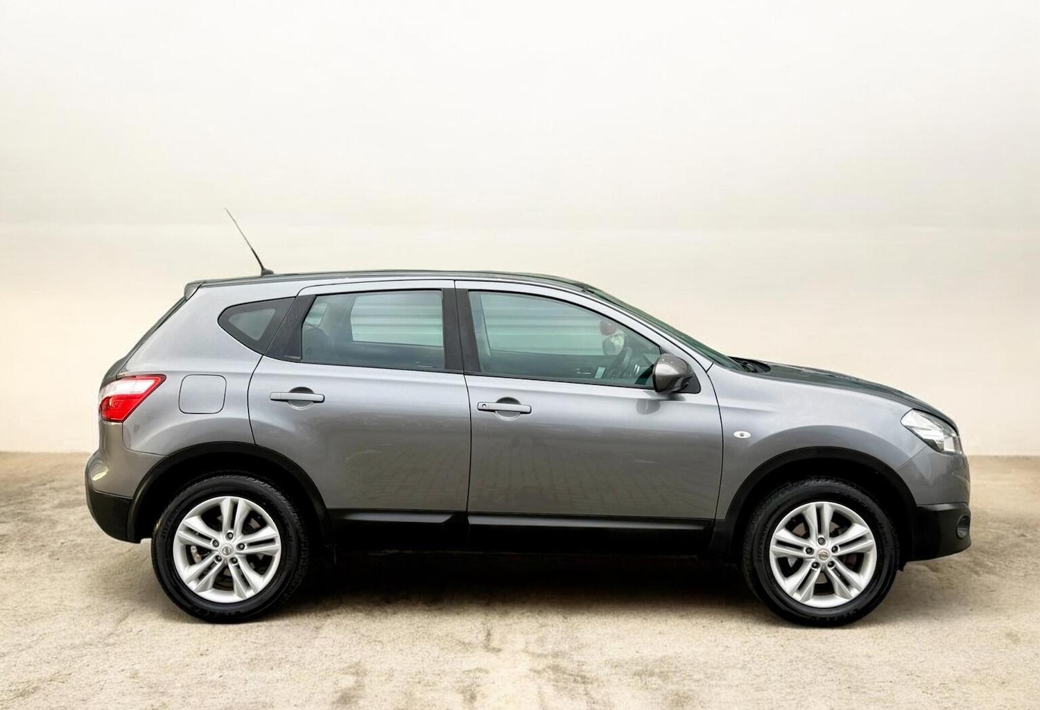 Used Nissan Qashqai 2011 for sale - 78053322: Photo 6