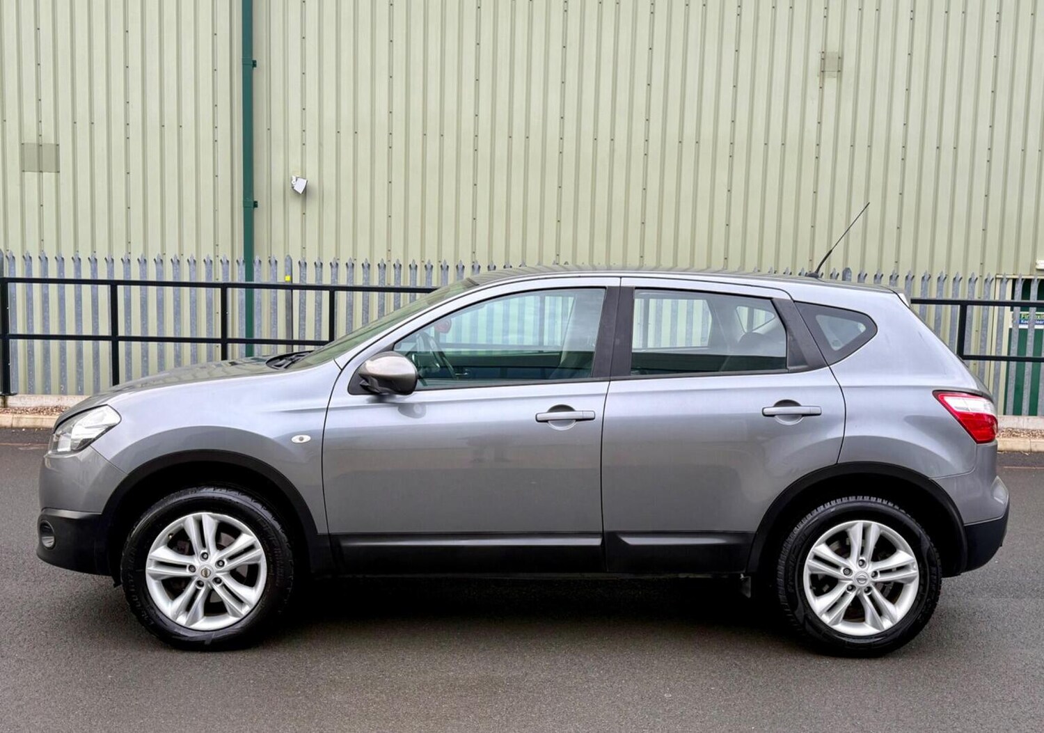Used Nissan Qashqai 2011 for sale - 78053322: Photo 80