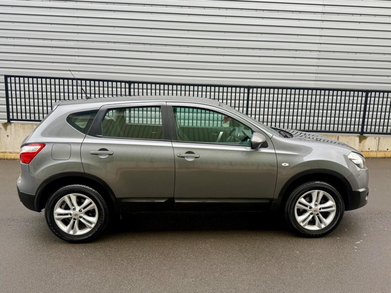 Used Nissan Qashqai 2011 for sale - 78053322: Photo 87