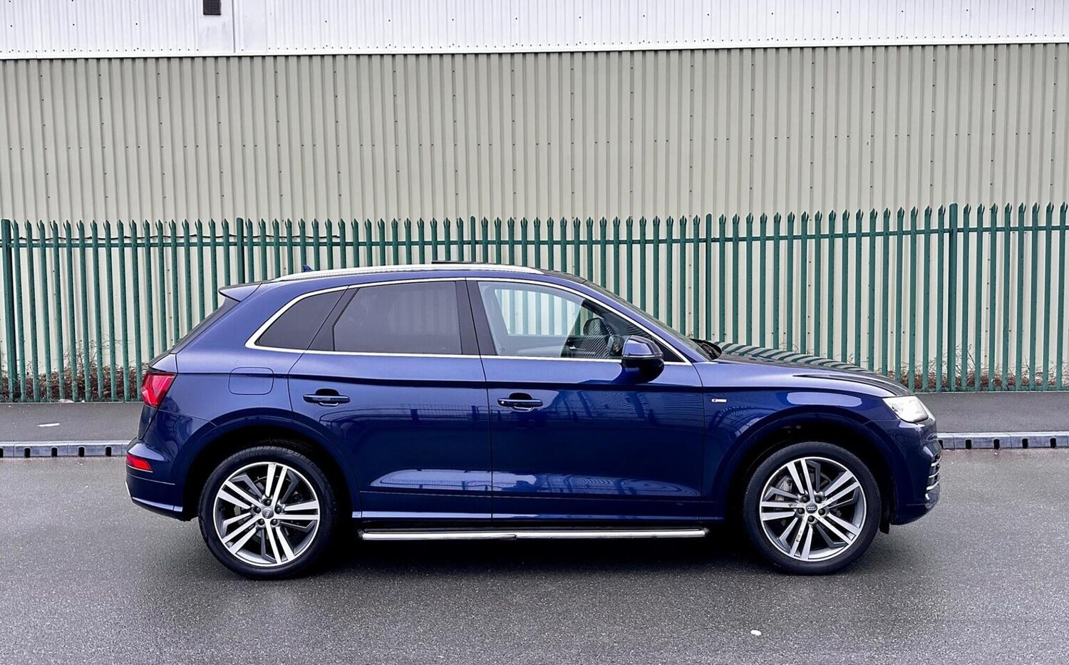 Used Audi Q5 2017 for sale - 77688995: Photo 79