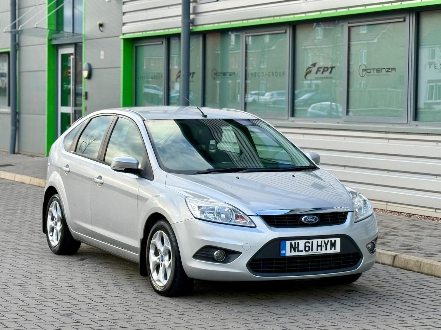 Used Ford Focus 2011 for sale - 78084482: Photo 2