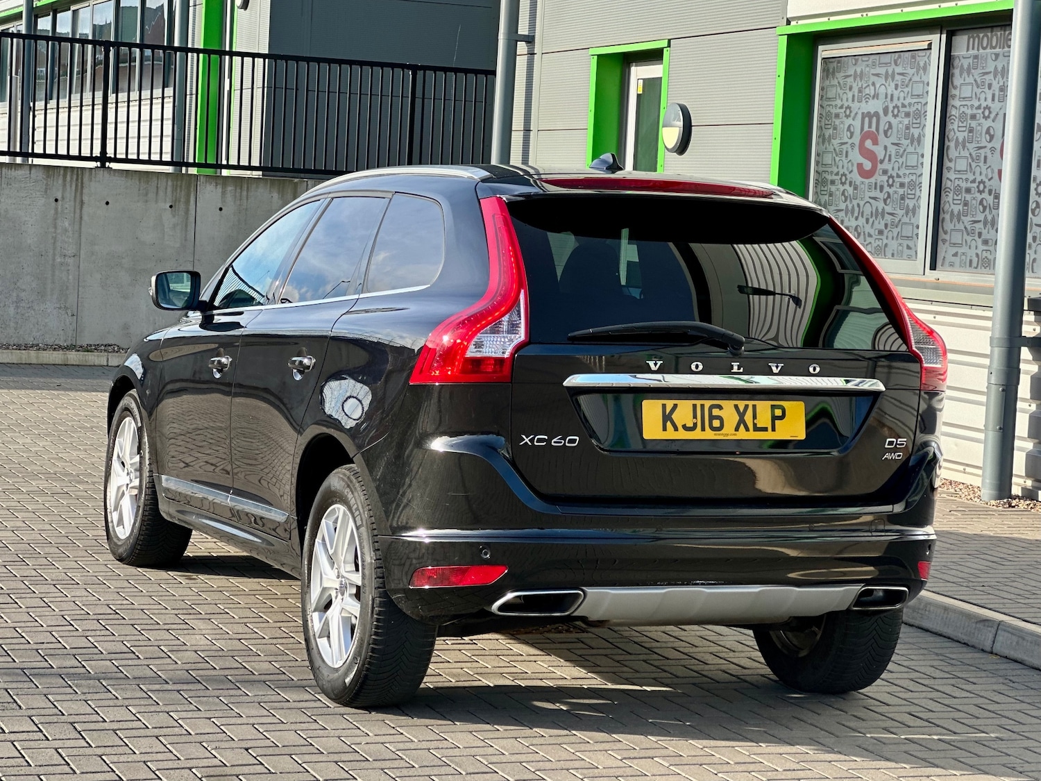 Used Volvo XC60 2016 for sale - 77271912: Photo 73