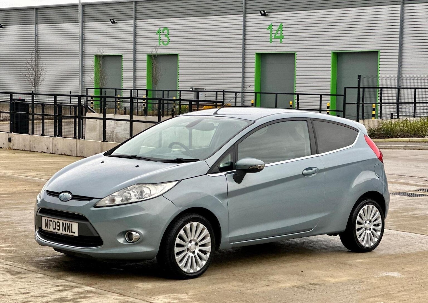 Used Ford Fiesta 2009 for sale - 77688988: Photo 15