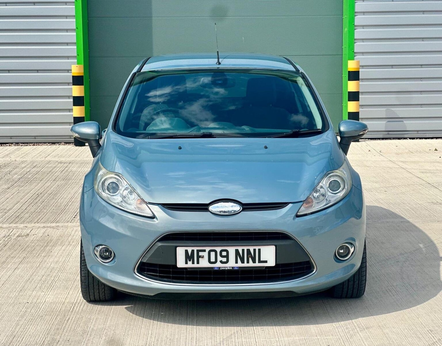 Used Ford Fiesta 2009 for sale - 77688988: Photo 2