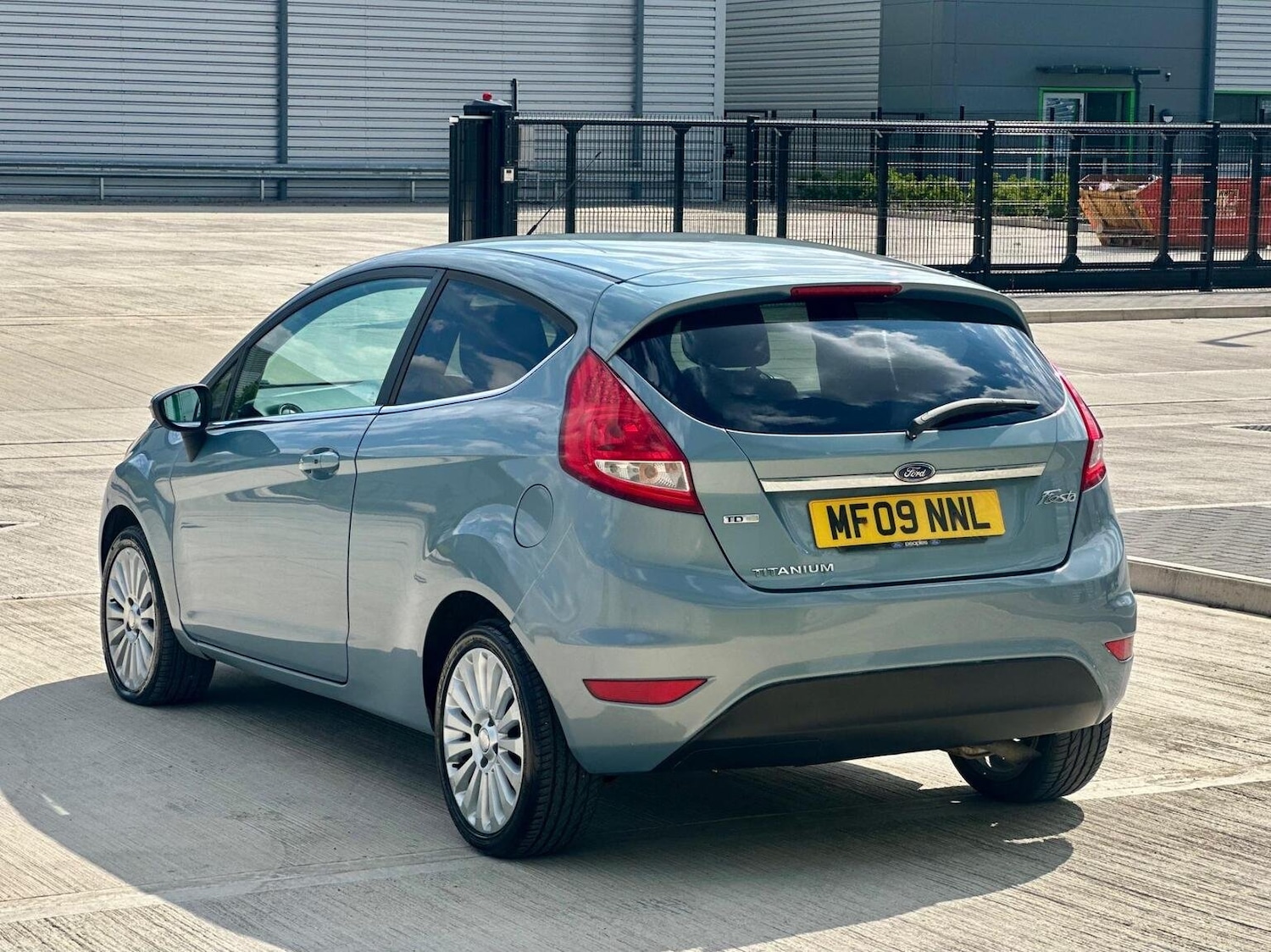 Used Ford Fiesta 2009 for sale - 77688988: Photo 23