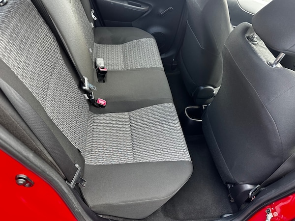Used Toyota Yaris 2013 for sale - 74041688: Photo 19