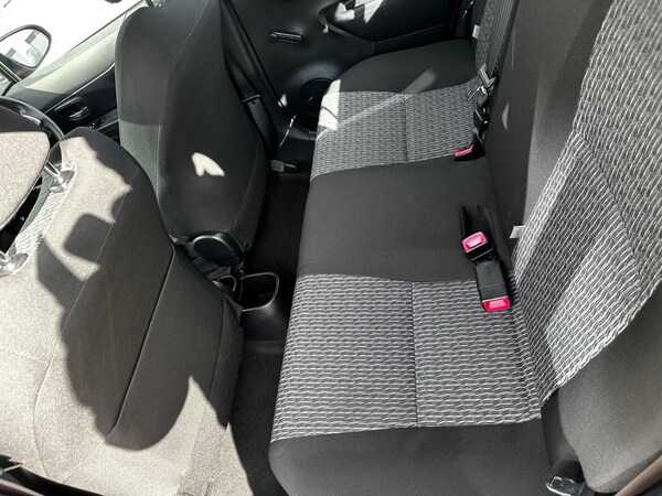 Used Toyota Yaris 2013 for sale - 74041688: Photo 29