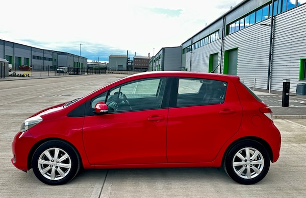 Used Toyota Yaris 2013 for sale - 74041688: Photo 32
