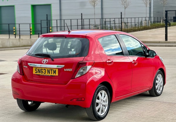 Used Toyota Yaris 2013 for sale - 74041688: Photo 34