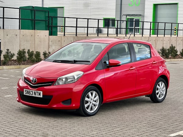Used Toyota Yaris 2013 for sale - 74041688: Photo 37