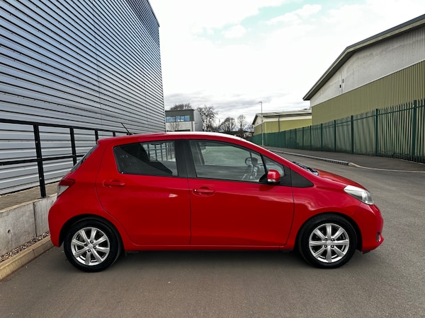 Used Toyota Yaris 2013 for sale - 74041688: Photo 44