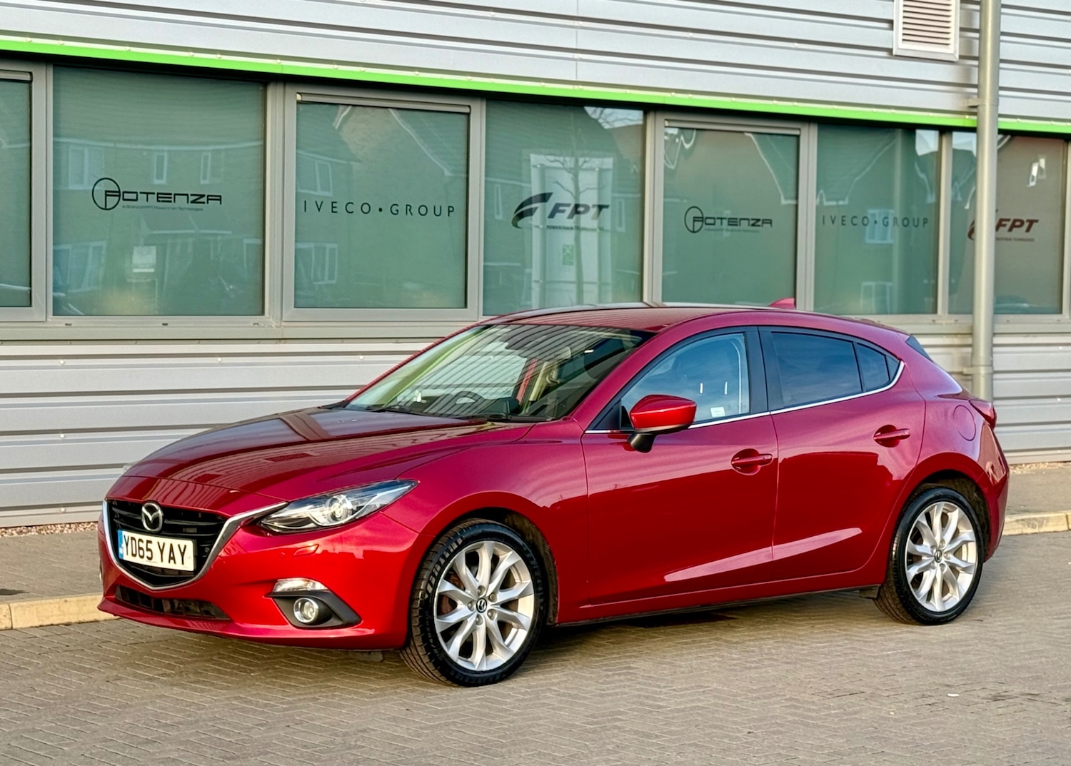 Used Mazda Mazda3 2015 for sale - 77535835: Photo 44