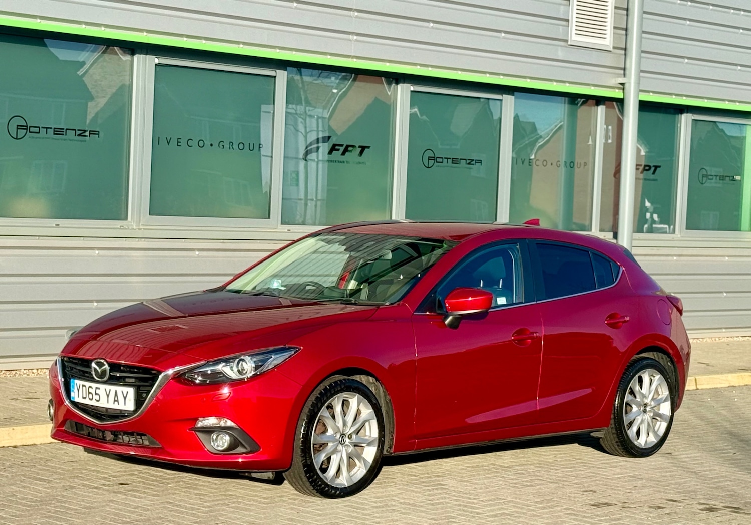 Used Mazda Mazda3 2015 for sale - 77535835: Photo 98