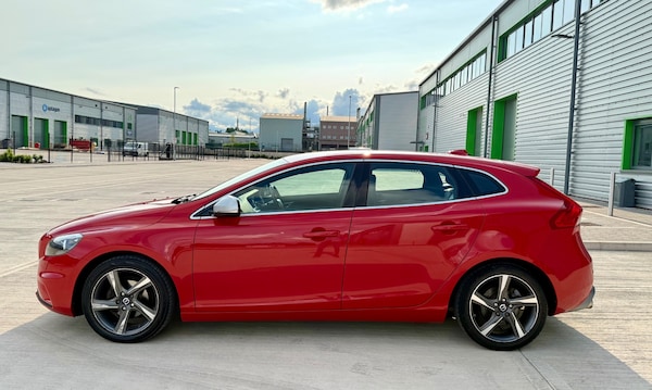 Used Volvo V40 2014 for sale - 74821328: Photo 26