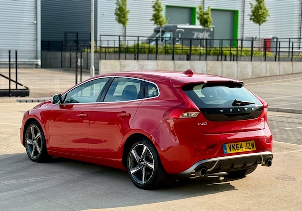 Used Volvo V40 2014 for sale - 74821328: Photo 38