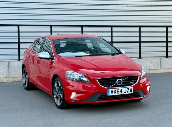 Used Volvo V40 2014 for sale - 74821328: Photo 41