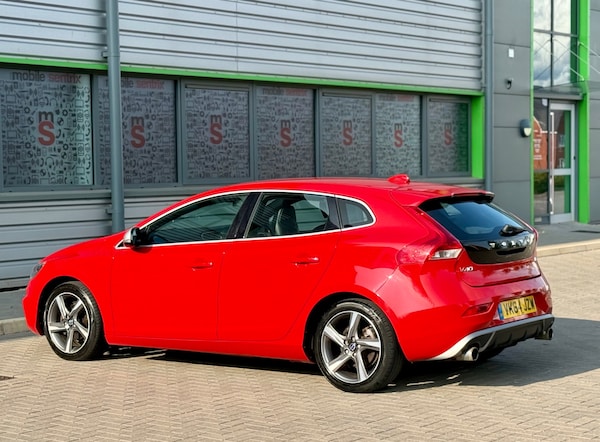 Used Volvo V40 2014 for sale - 74821328: Photo 64