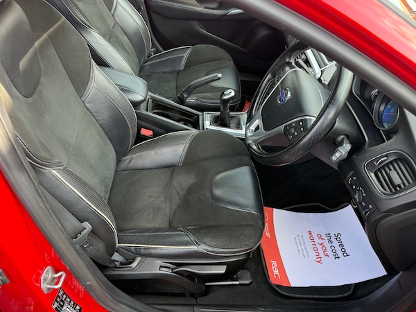Used Volvo V40 2014 for sale - 74821328: Photo 7