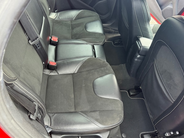 Used Volvo V40 2014 for sale - 74821328: Photo 9