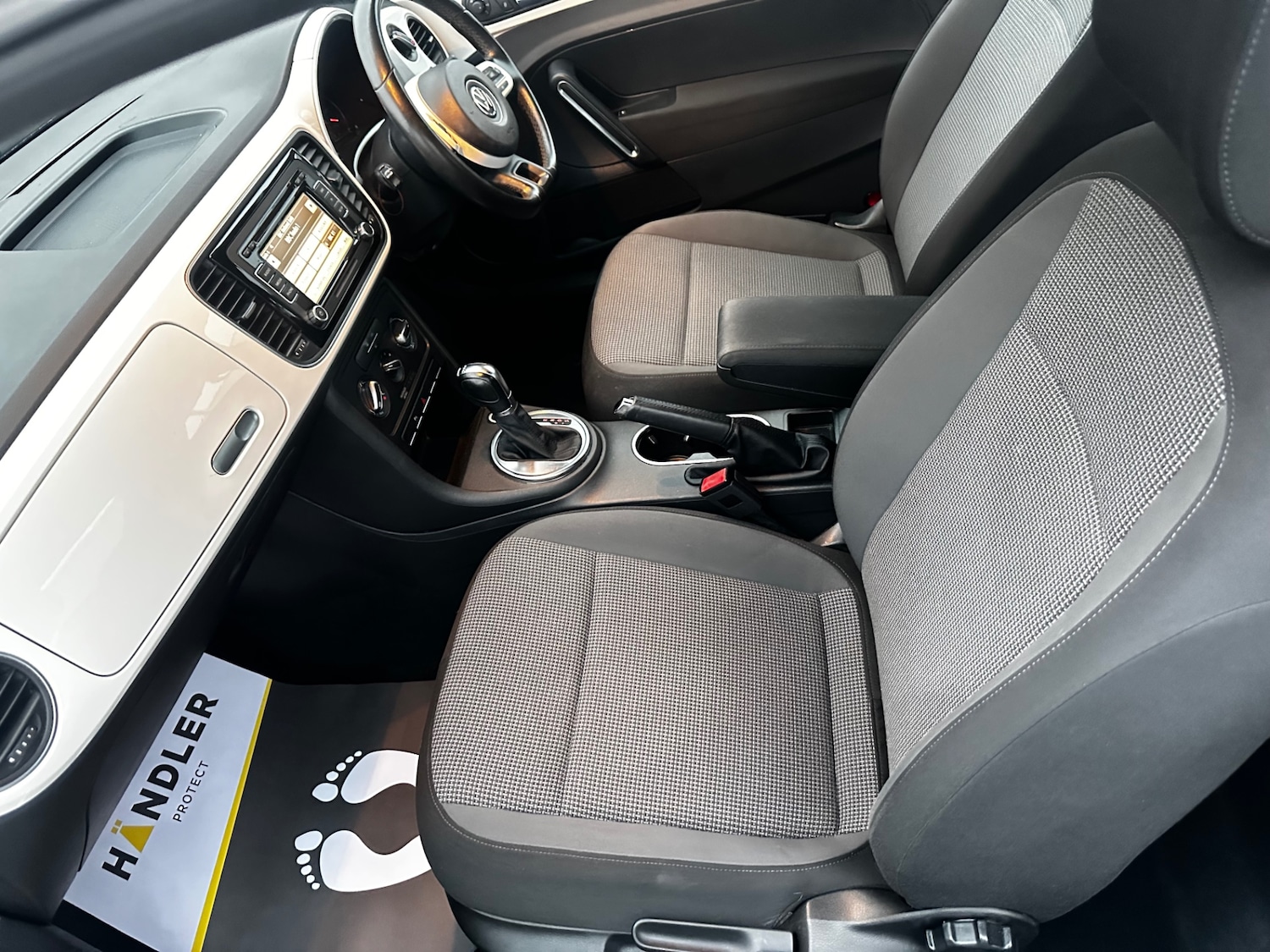 Used Volkswagen Beetle 2012 for sale - 76293317: Photo 10