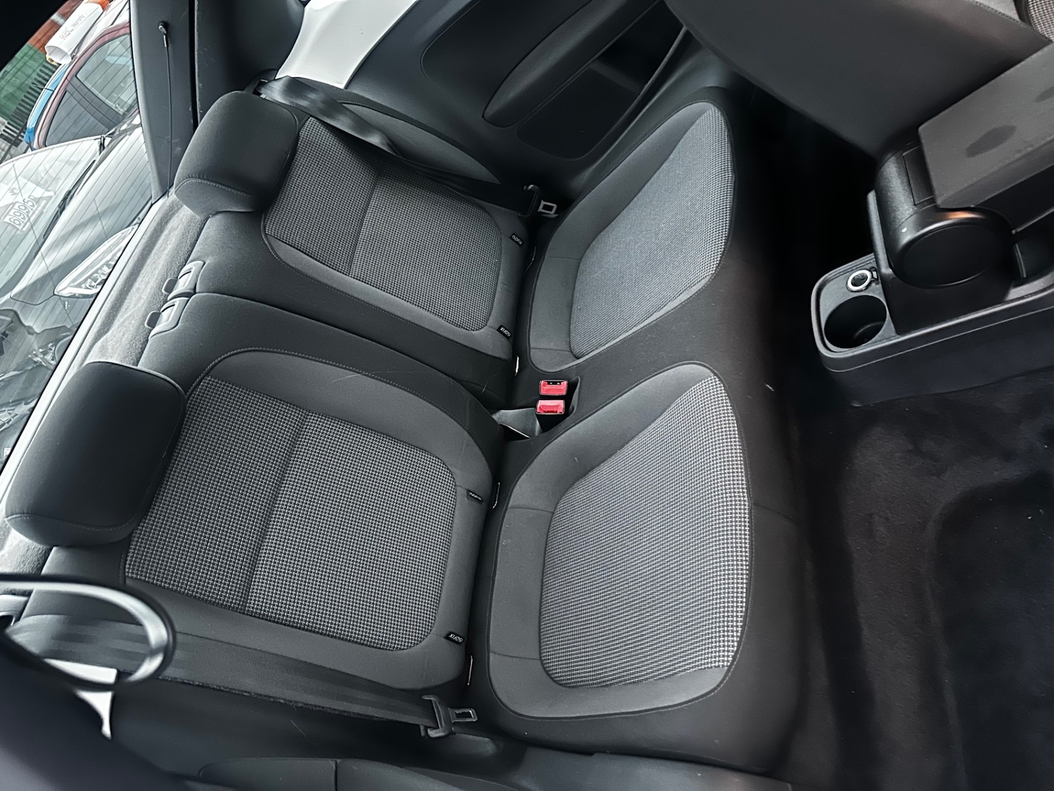 Used Volkswagen Beetle 2012 for sale - 76293317: Photo 12