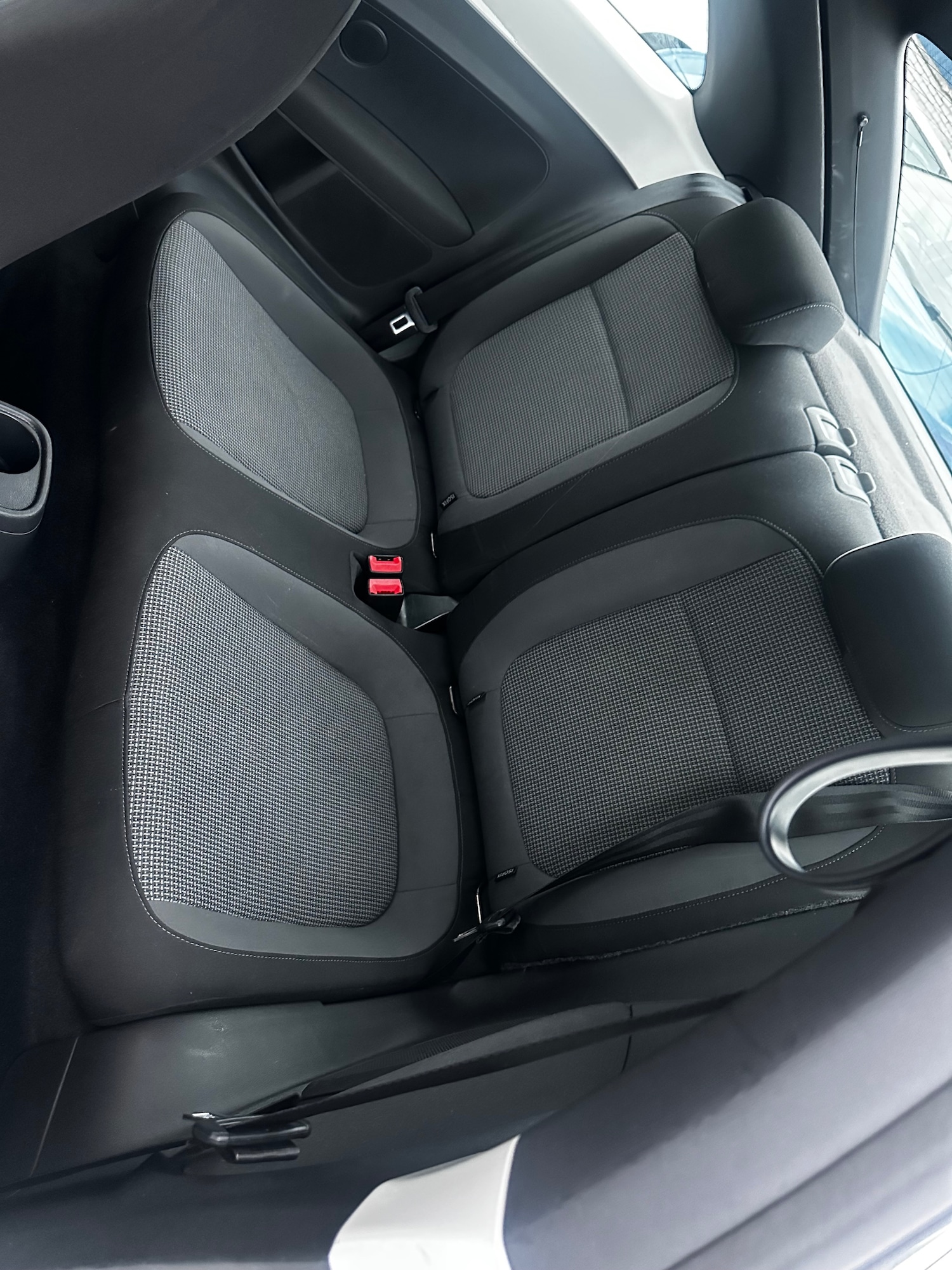 Used Volkswagen Beetle 2012 for sale - 76293317: Photo 14